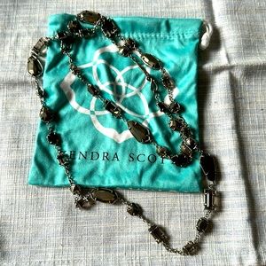 Kendra Scott necklace